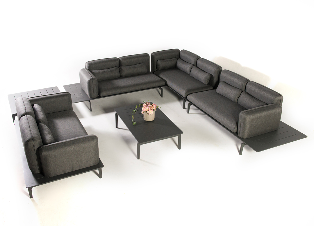 Armani-Set.jpg