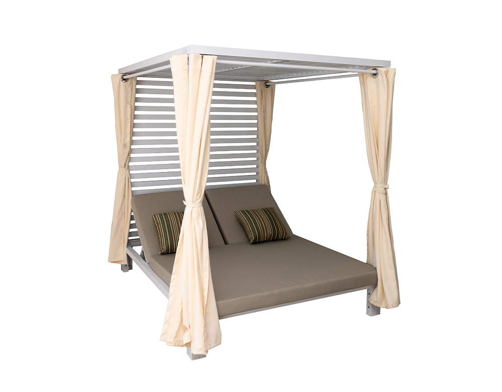 Laguna-Daybed.jpg