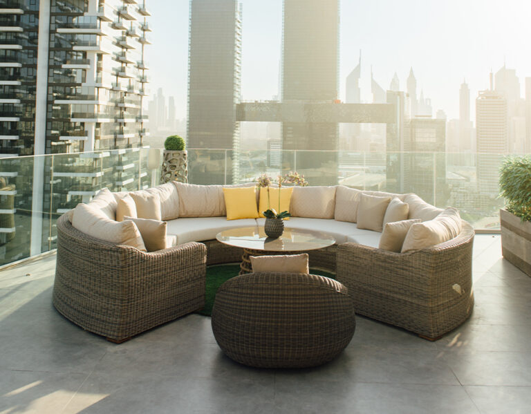 Taj-Corner-Set-Lifestyle